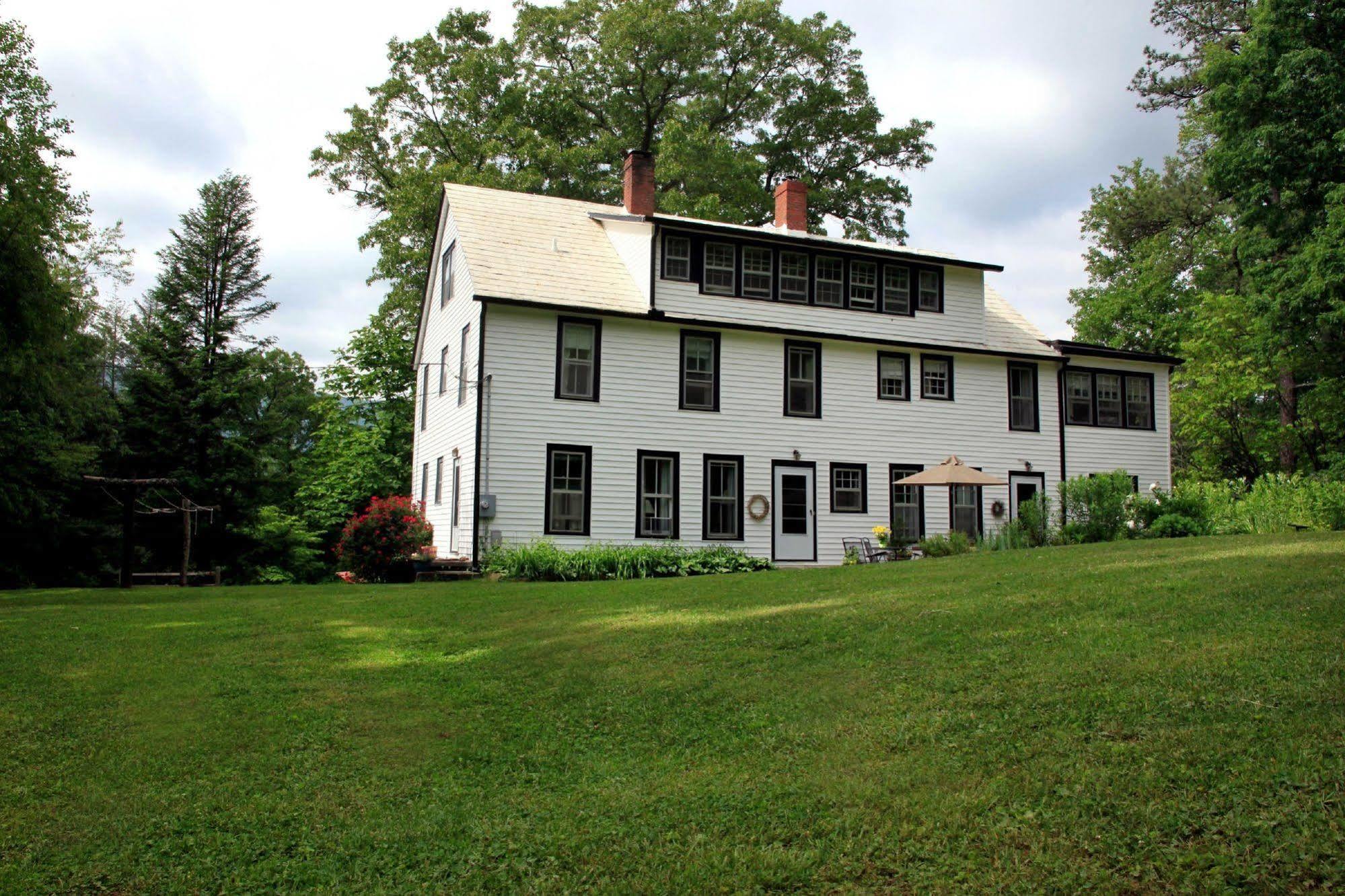 Black Mountain Inn エクステリア 写真